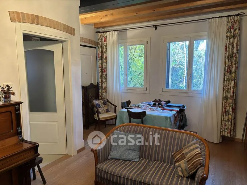 Elutuba - Bifamiliar Villa with Garden in Adria Centre