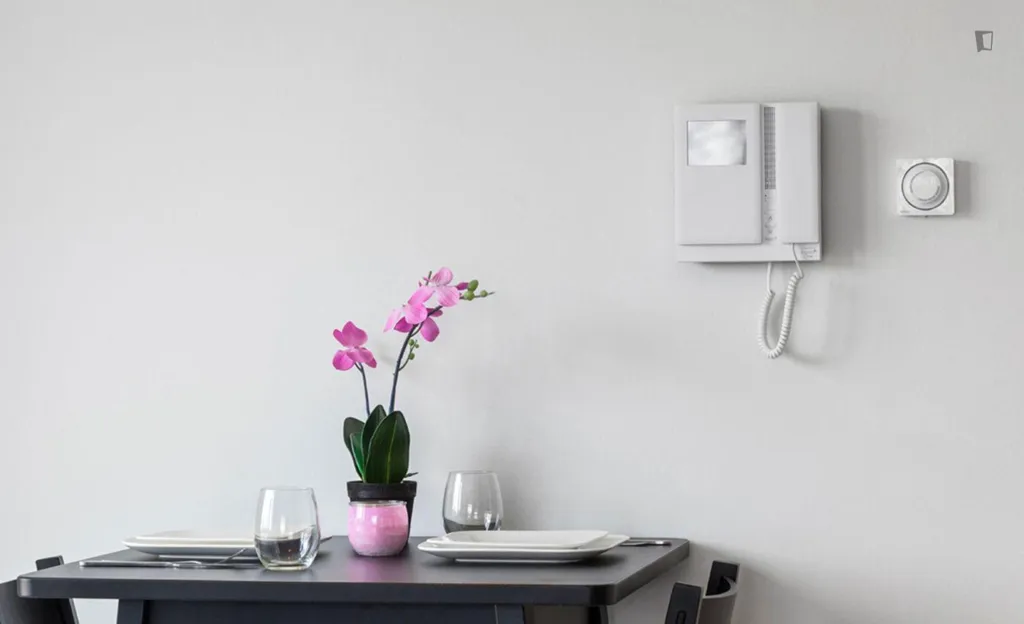 Söögituba - Studio with Private Bathroom in Sloten