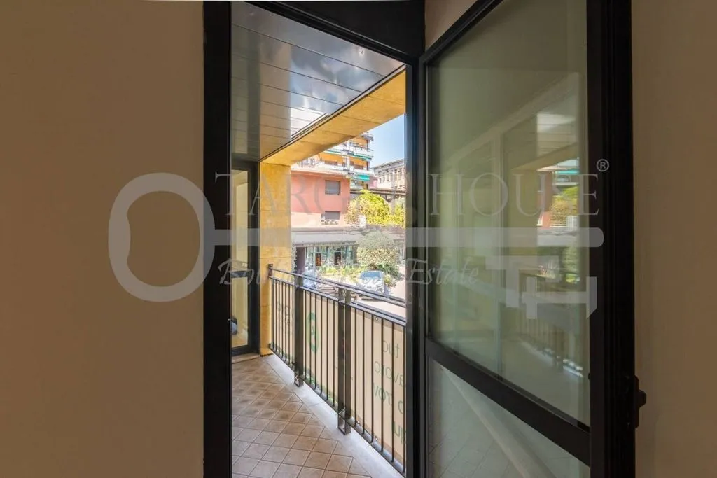 Rõdu - Office with Lake View in Como