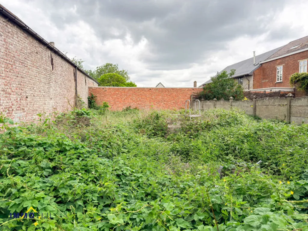 Jardin - Maison à Renover avec Jardin à Meldert, Aalst