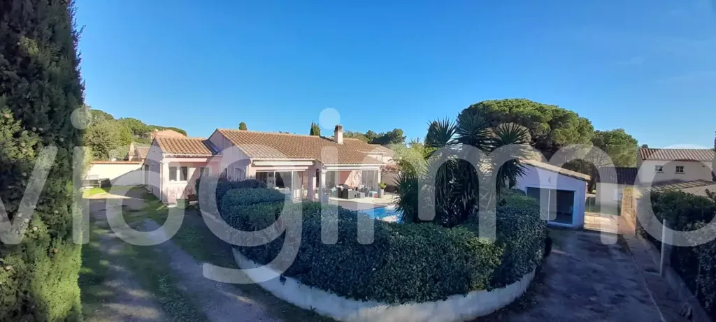 Õhuvaade - Contemporary Villa with Pool in Cogolin