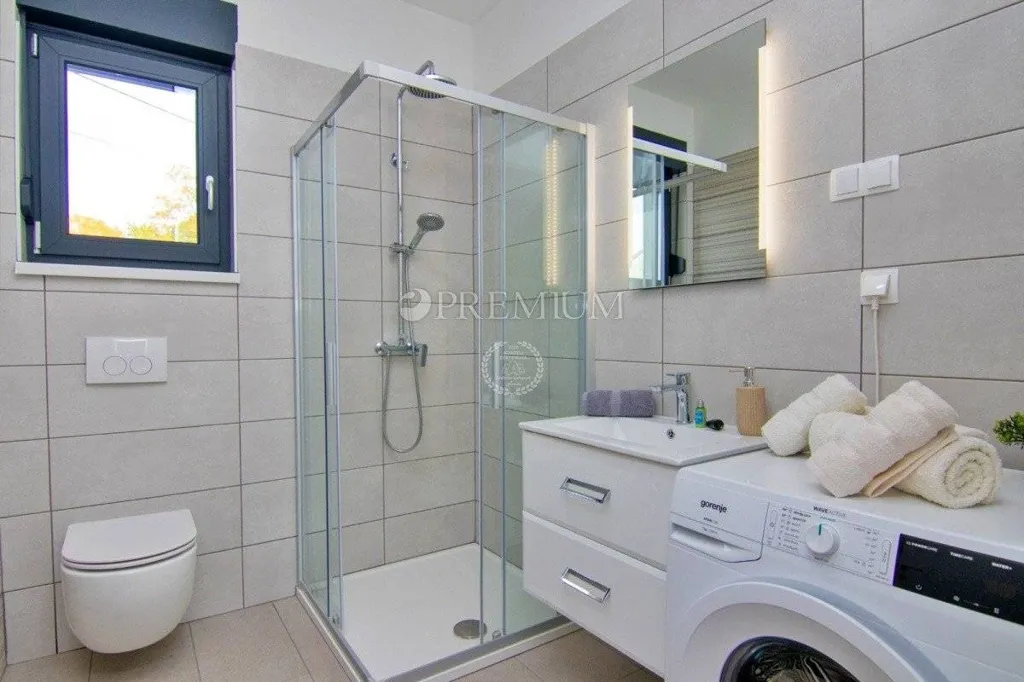 Bagni - Contemporary House with Pool in Dobrinj