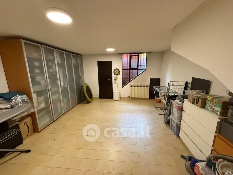 Garage - Terraced Villa with Double Garden in Saronno