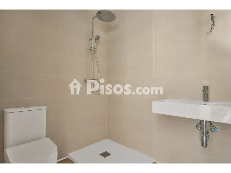 Bathrooms - New Flat with Rooftop Terrace in Parque Mediterráneo