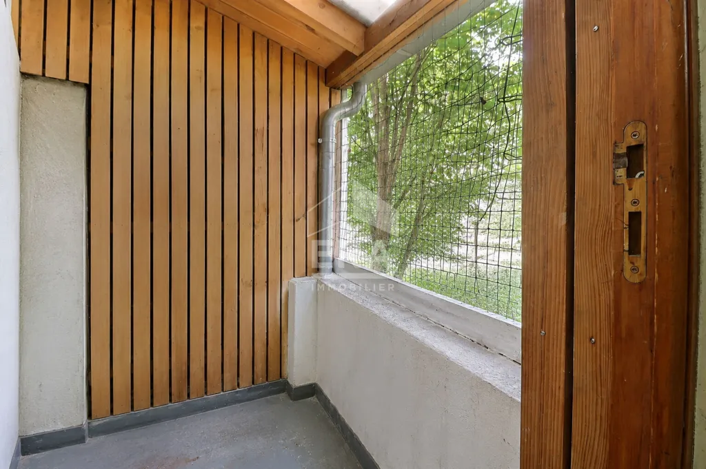 Balcon - Studio à Rénover avec Balcon à Pantin
