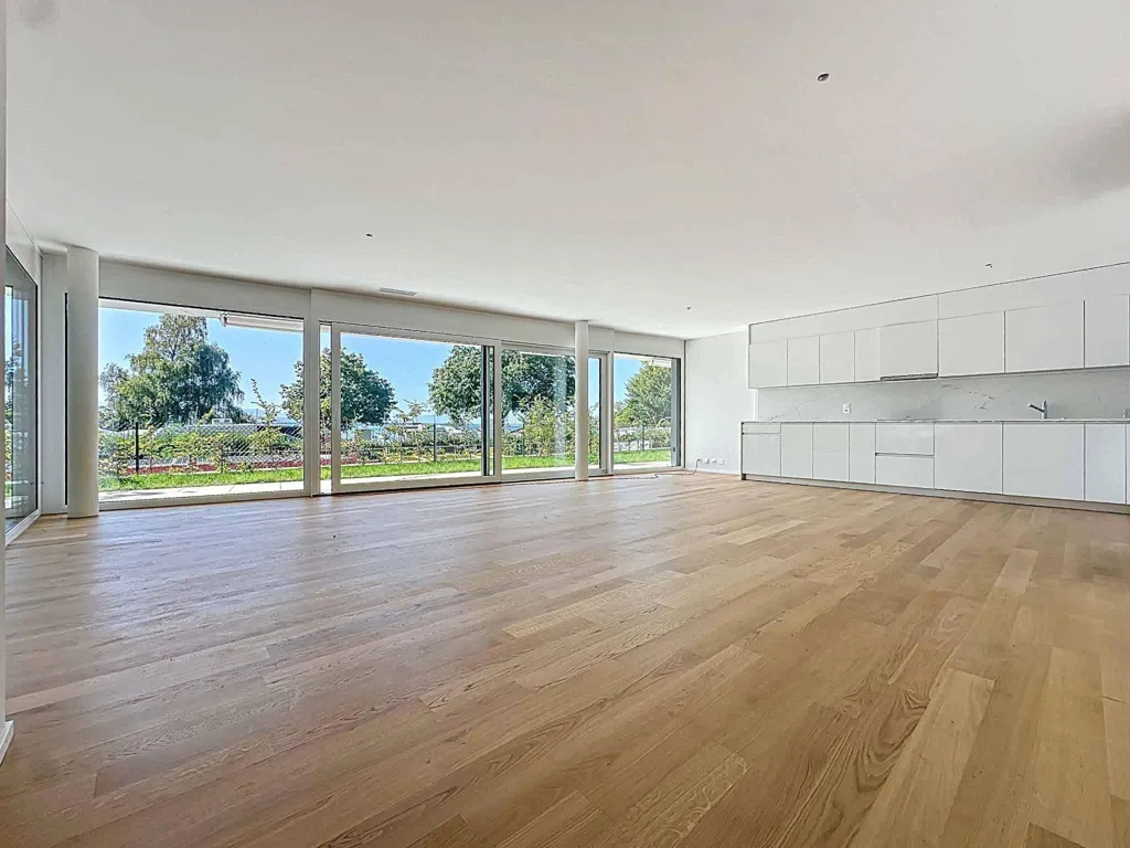 Elutuba - 5.5-Bedroom Apartment with Lake View in D3 Building
