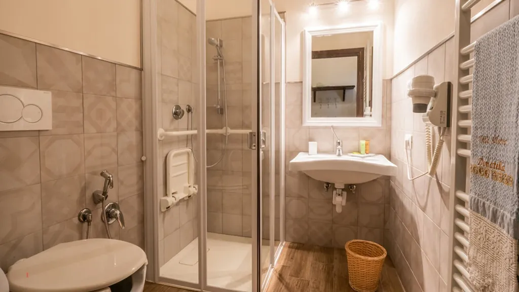 Bagni - Historic Hamlet with Pool in Anghiari