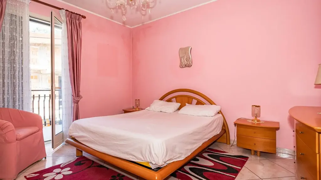 Chambres - Bifamiliare with Panoramic Views in Graniti