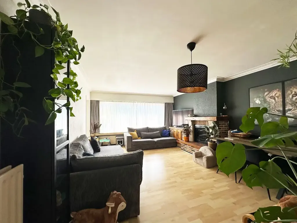 Séjour - Appartement avec Garage et Terrasse à Borsbeek