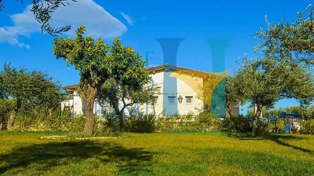 Garden - Villa with Olive Grove in Noto
