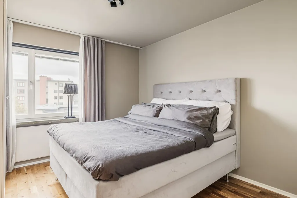 Chambres - Bright 2-Bedroom Apartment with Balcony in Linköping