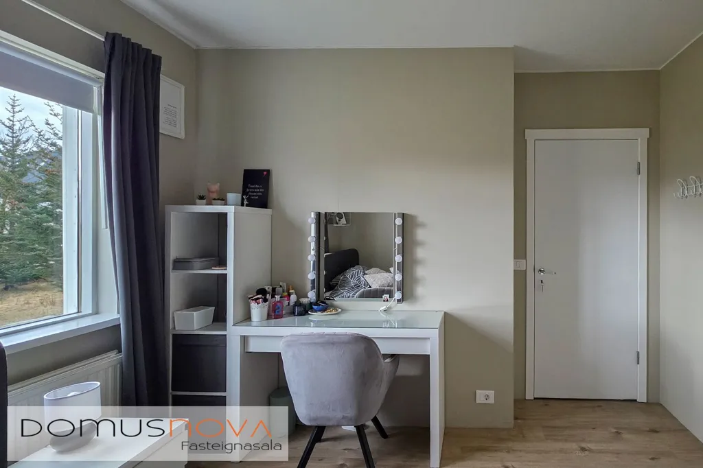 3-toaline maja asukohas Borgarnes