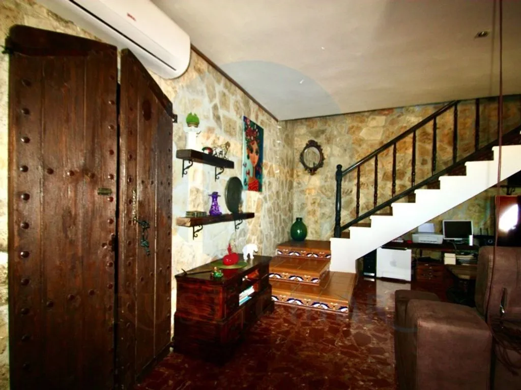 Toad - Luxury Farmhouse with Pool in Camarles