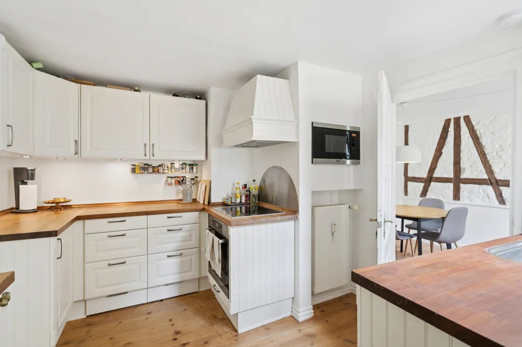 Cuisine - Historic Flat with Original Features in Copenhagen