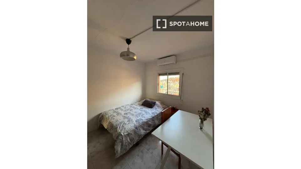 Chambres - Appartement 2 pièces à Barcelona Capital