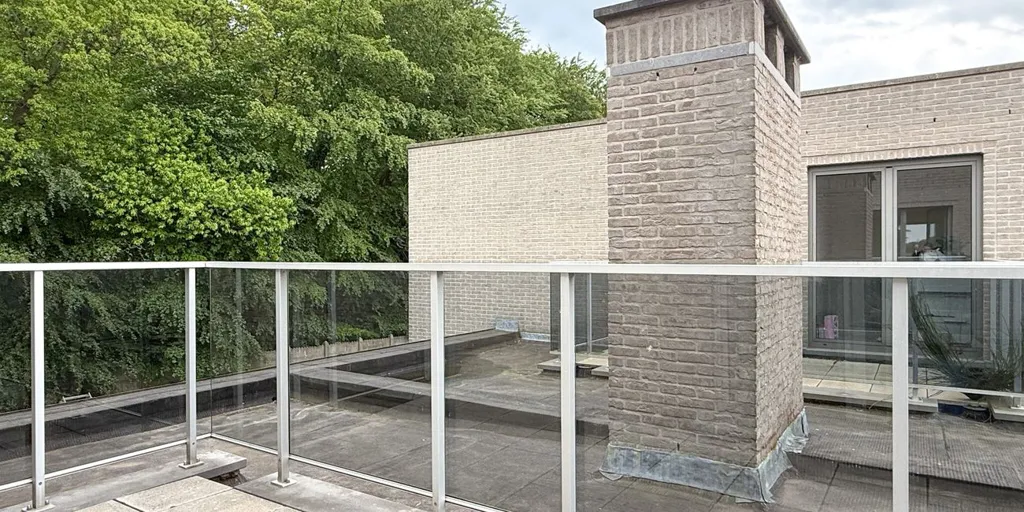 Rõdu - Modern Flat with Private Garden in Belsele