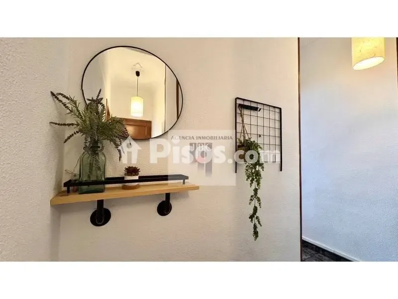 Entrée - Studio with Balcony in Ensanche Area