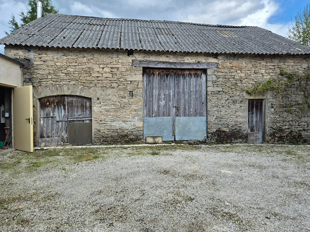 Aed - Rustic Stone House with Spa in Madranges
