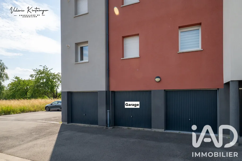 Extérieur - Appartement avec Balcon et Garage à Manom