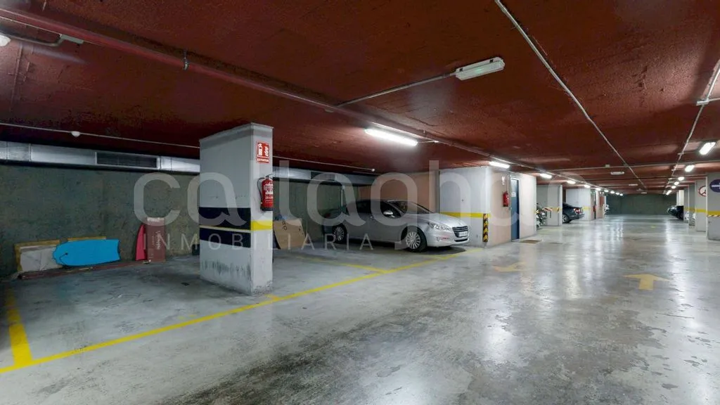 Garaaž - Luxury Duplex with Pool in Valencia