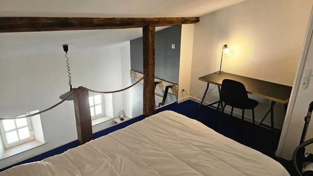 Bedrooms - Studio with Kitchen in Nancy