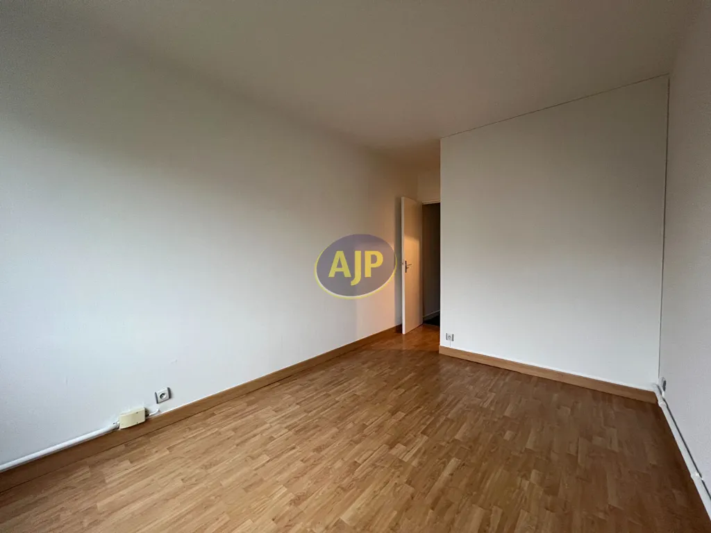 Pièces - Appartement avec balcon à Nantes