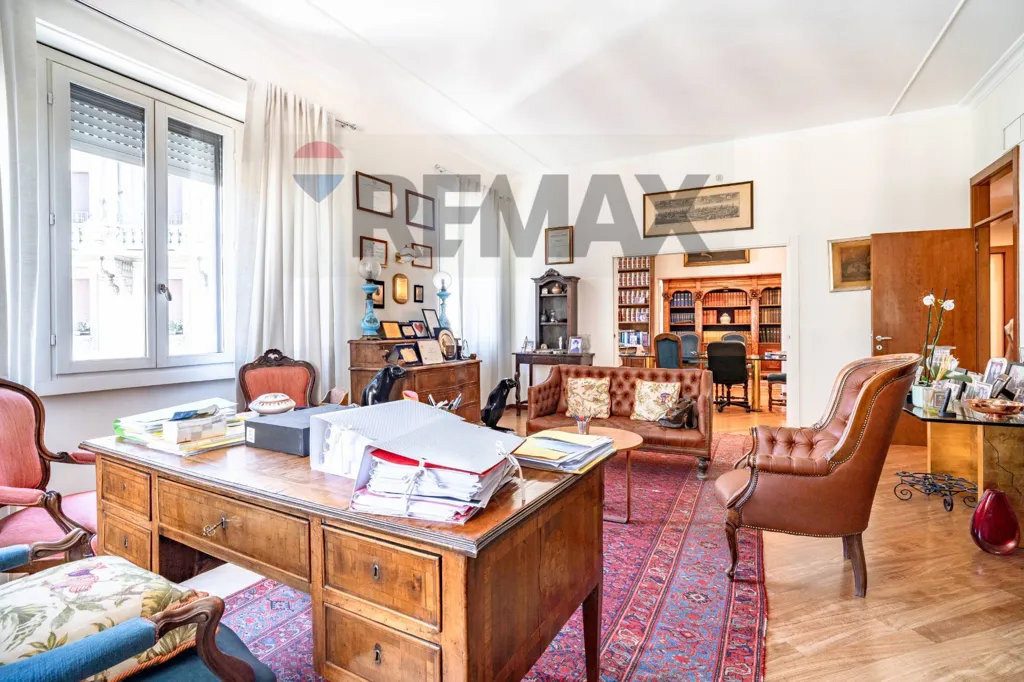 Kabinet - Liberty Style Apartment with Historic Elevator in Milan