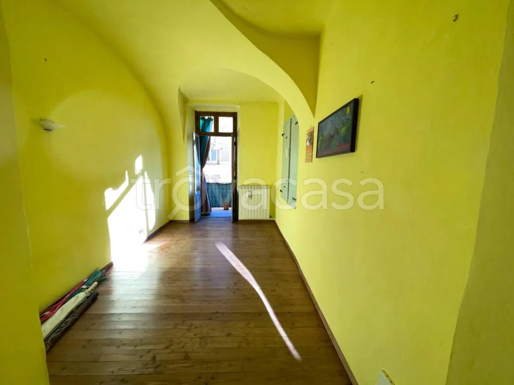 hallway_entrance