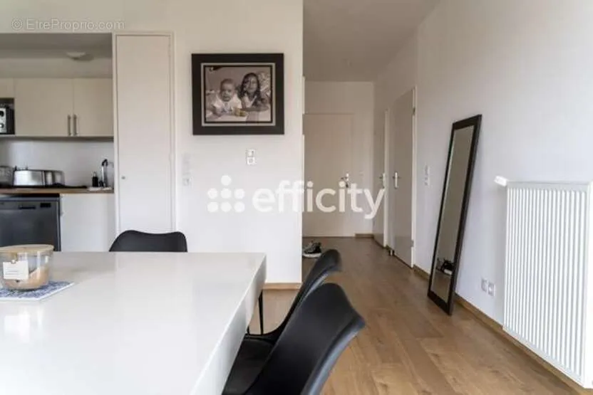 Sala da pranzo - Apartment with Terrace in Bordeaux Centre