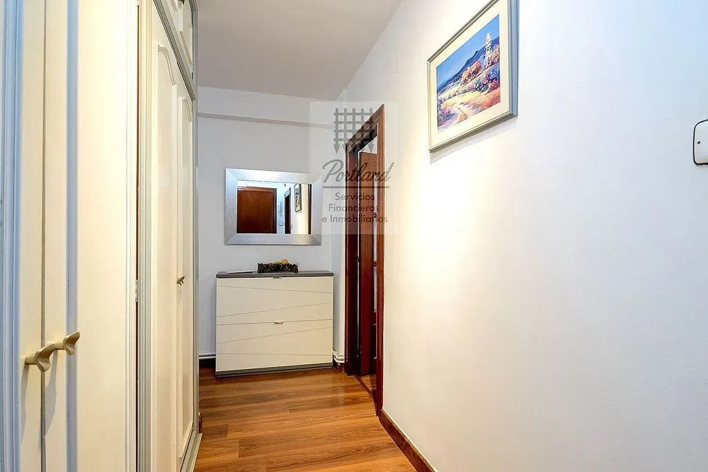 Entrée - Modern Flat with Sea View in Gijón