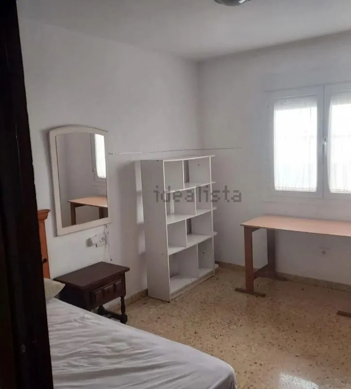 Chambres - Student Flat with Balcony in Almería Centre
