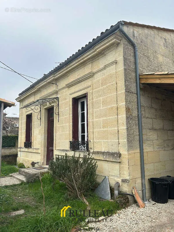 Välivaade - Charming Stone House with Garden in St-André-de-Cubzac