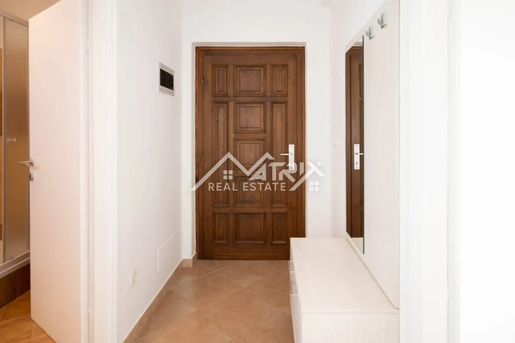 Ingresso - Apartment with Terrace in Novigrad