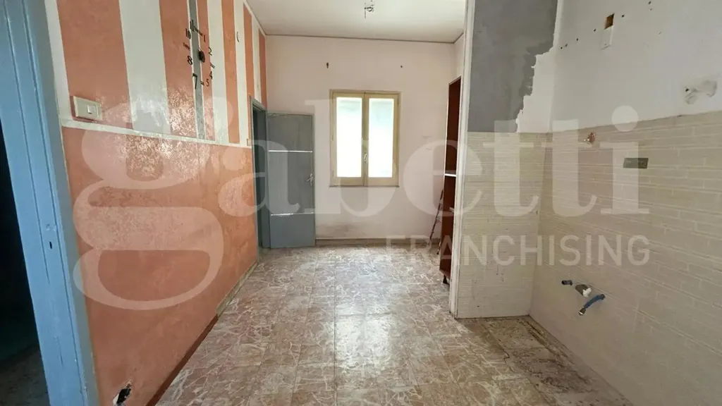 Entrée - Bright Apartment with Balcony in Messina