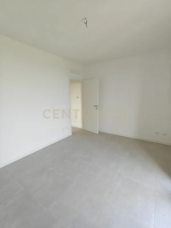 Bedrooms - New Ground-Floor Flat with Garden in Zevio