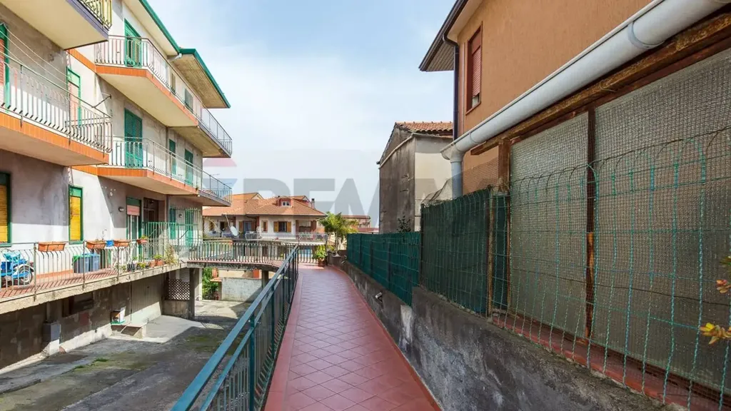Giardino - Spacious Apartment with Terrace in Mascalucia