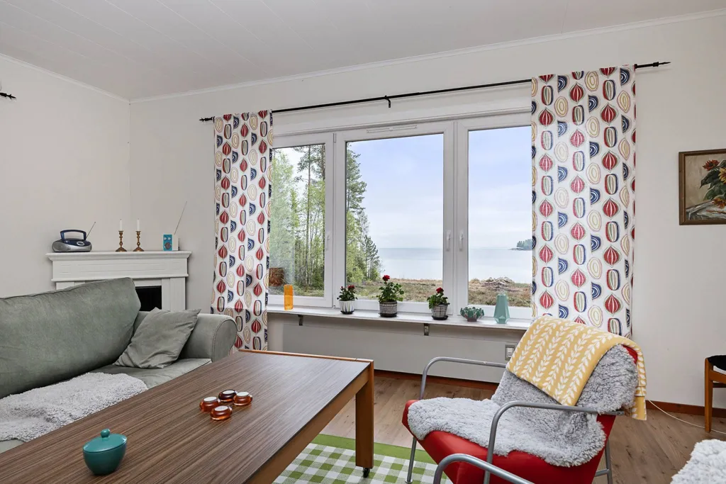 Séjour - Holiday Home with Sea View in Kittjavan