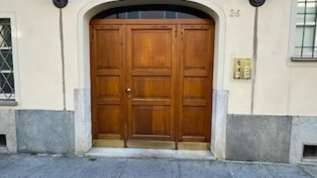 Ingresso - Apartment with Balcony in Biella Historic Centre
