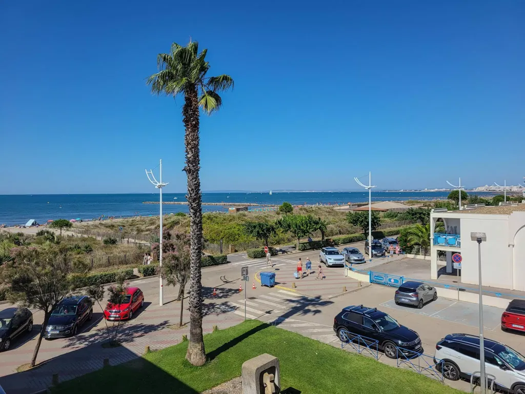 Välivaade - Duplex Apartment with Sea View in Boucanet