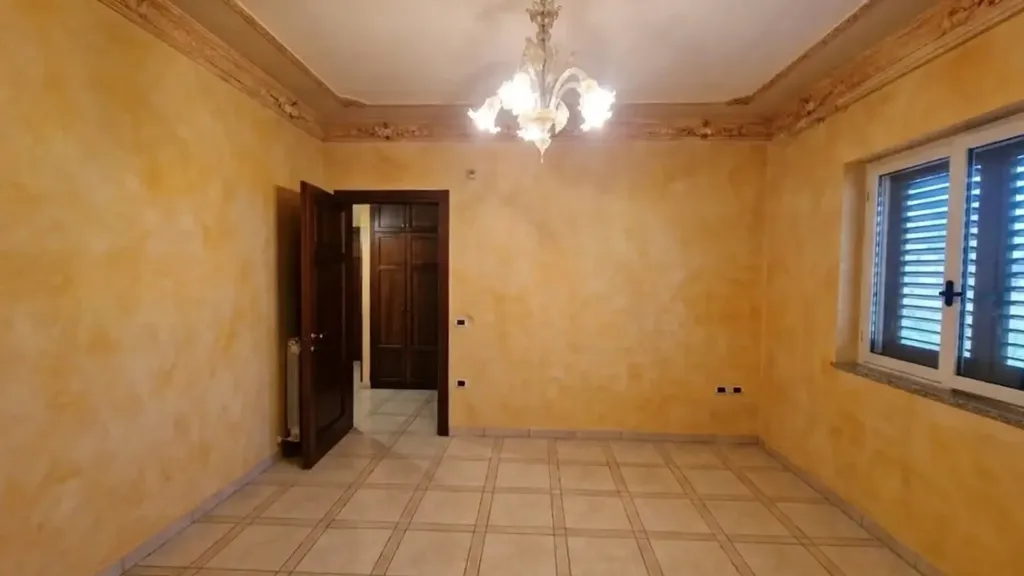 Toad - Apartment with Two Balconies in Curti