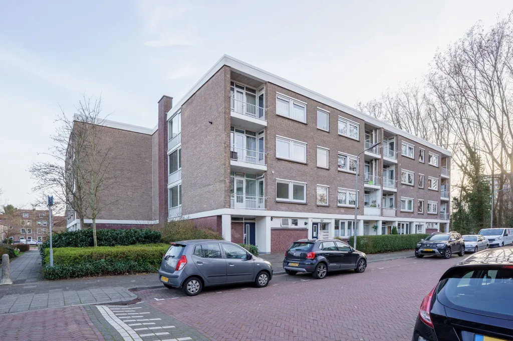 Välivaade - Portiekflat with Balcony in Delft