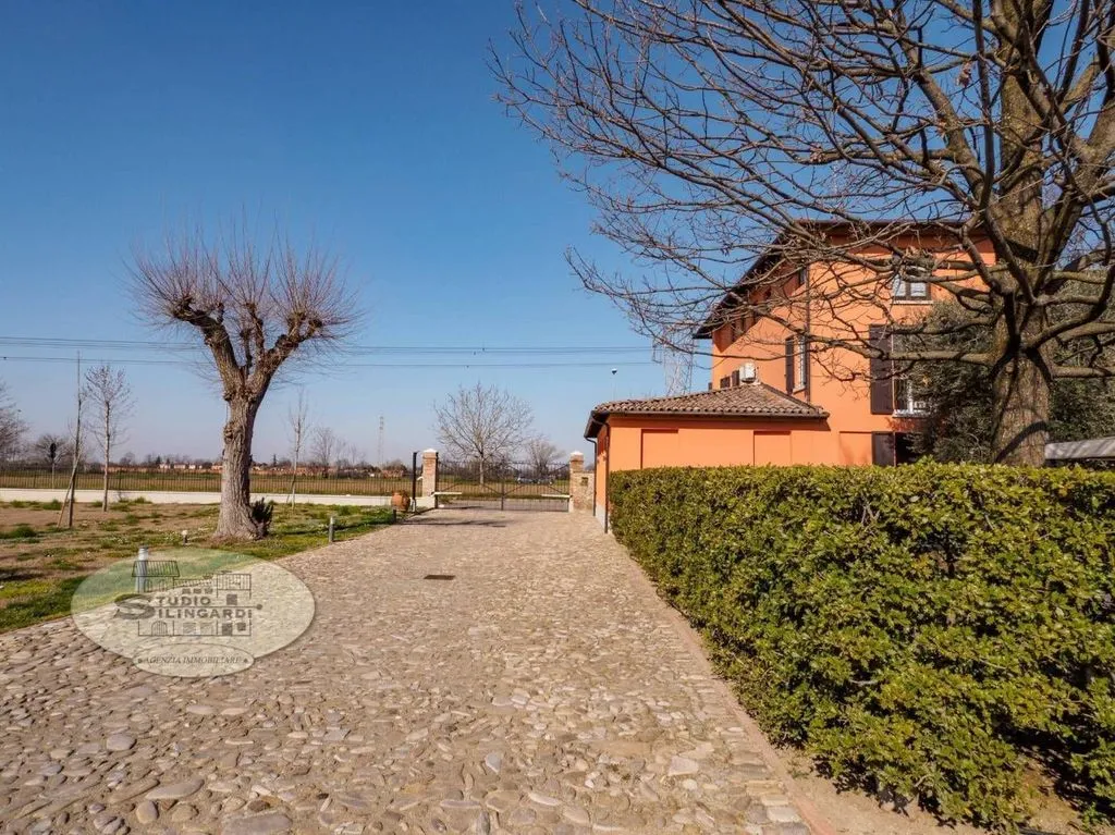 Välivaade - Modernised Rustico with Garden in Baggiovara, Modena