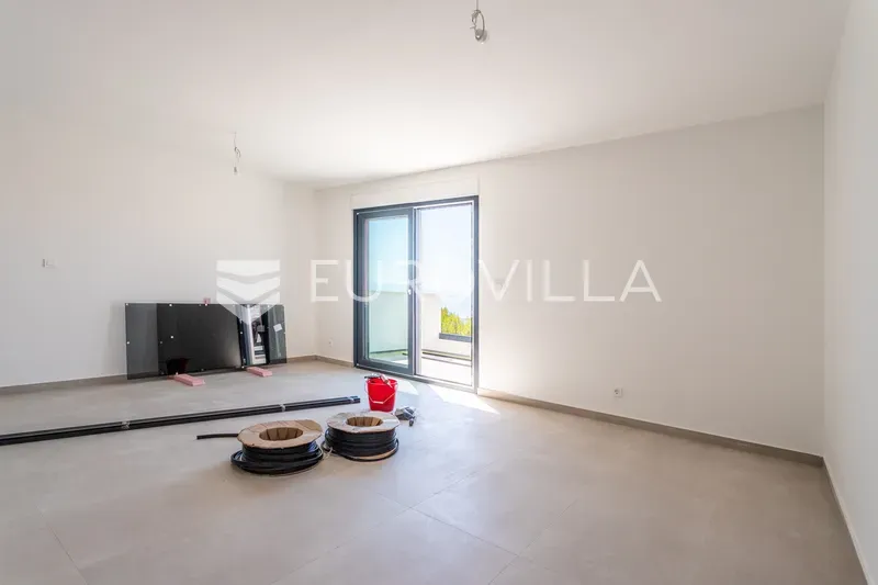 Pièces - Two-Room Apartment with Sea View in Čiovo