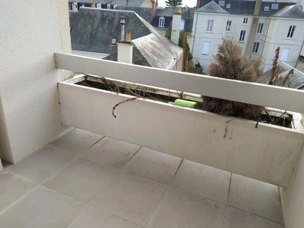 Balcon - Appartement Rénové avec Balcon à Châtellerault