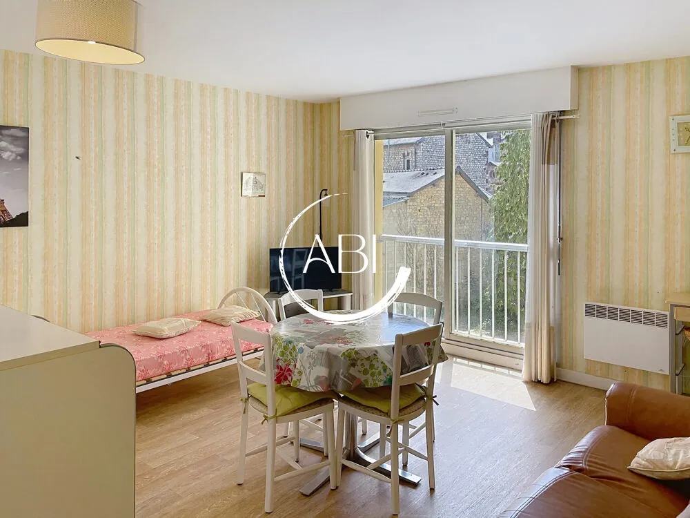 Chambres - Appartement 1 Pièce avec Parking à Bagnoles de l'Orne