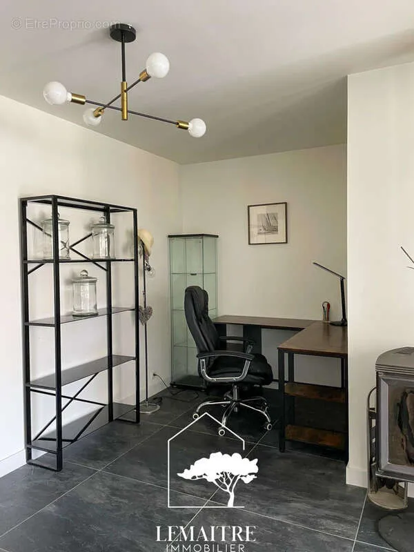 Bureau - Maison Contemporaine avec Piscine aux Mathes