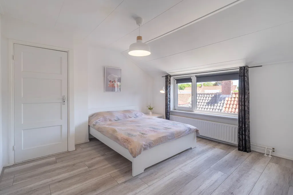 Camere da letto - Characterful Semi-detached House with Deep Garden in Yerseke