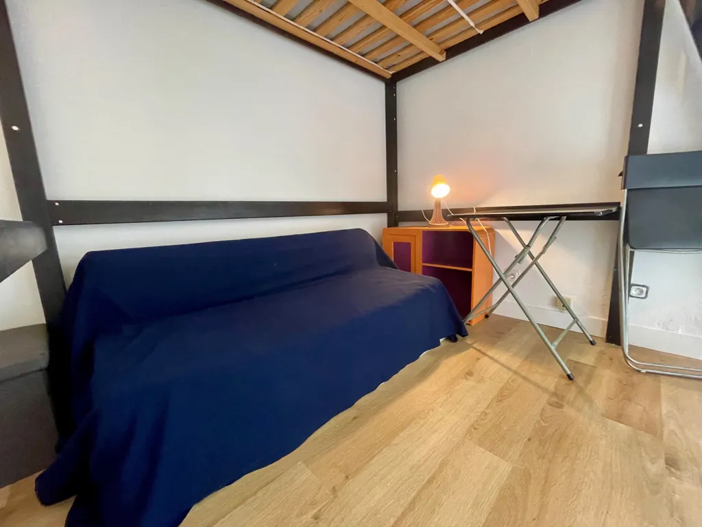 Chambres - Studio meublé avec cuisine équipée à Lyon
