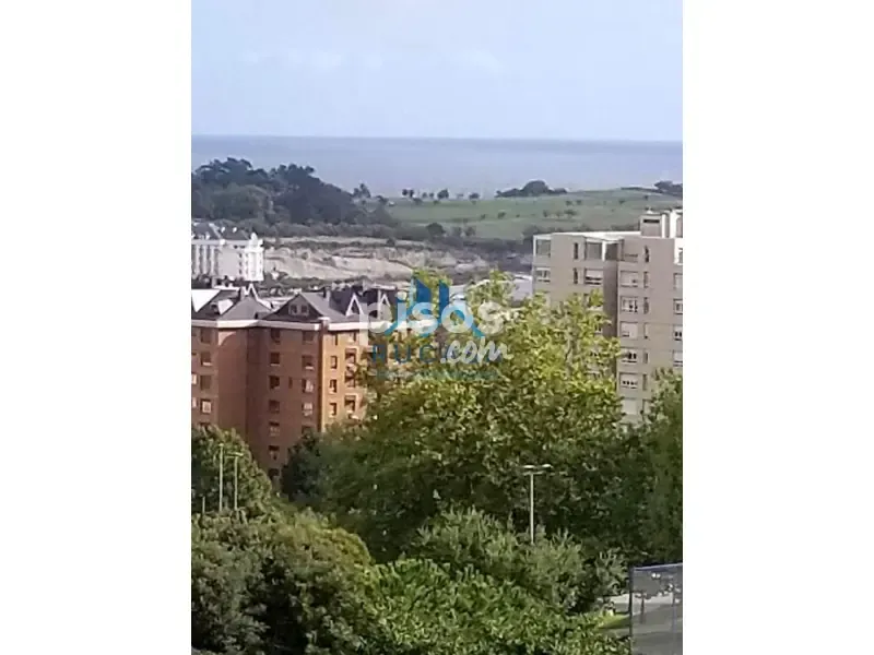 Student-Friendly Flat near Santander Universities