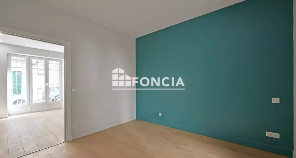 Pièces - Appartement avec Cour Privée en Centre-Ville de Montpellier